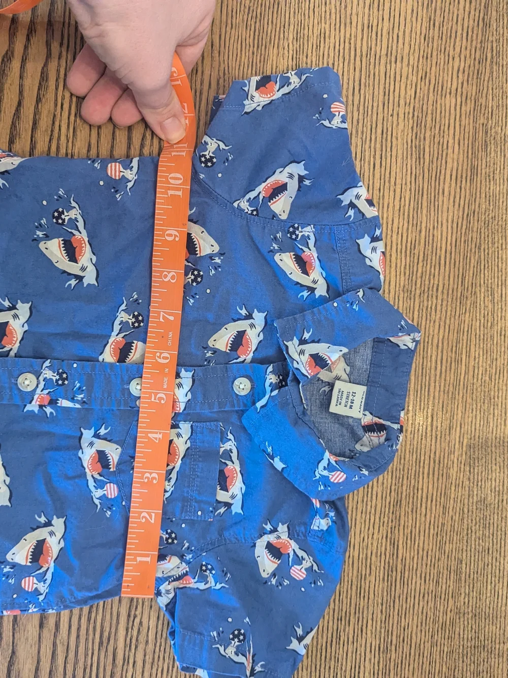 EUC Old Navy Baby Boy 18 Month Ping Pong Shark Short Sleeve Button Up Shirt
